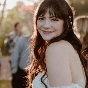 Meet your Posher, Elena